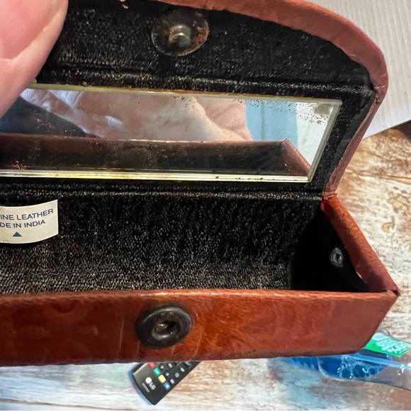 Vintage Moroccan EmilyAnn Tooled Leather Crossbody Small &lipstick Cover - Picture 11 of 16